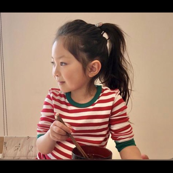 Jcrew Kids' pajama set in candy-cane stripes - Picture 2 of 3